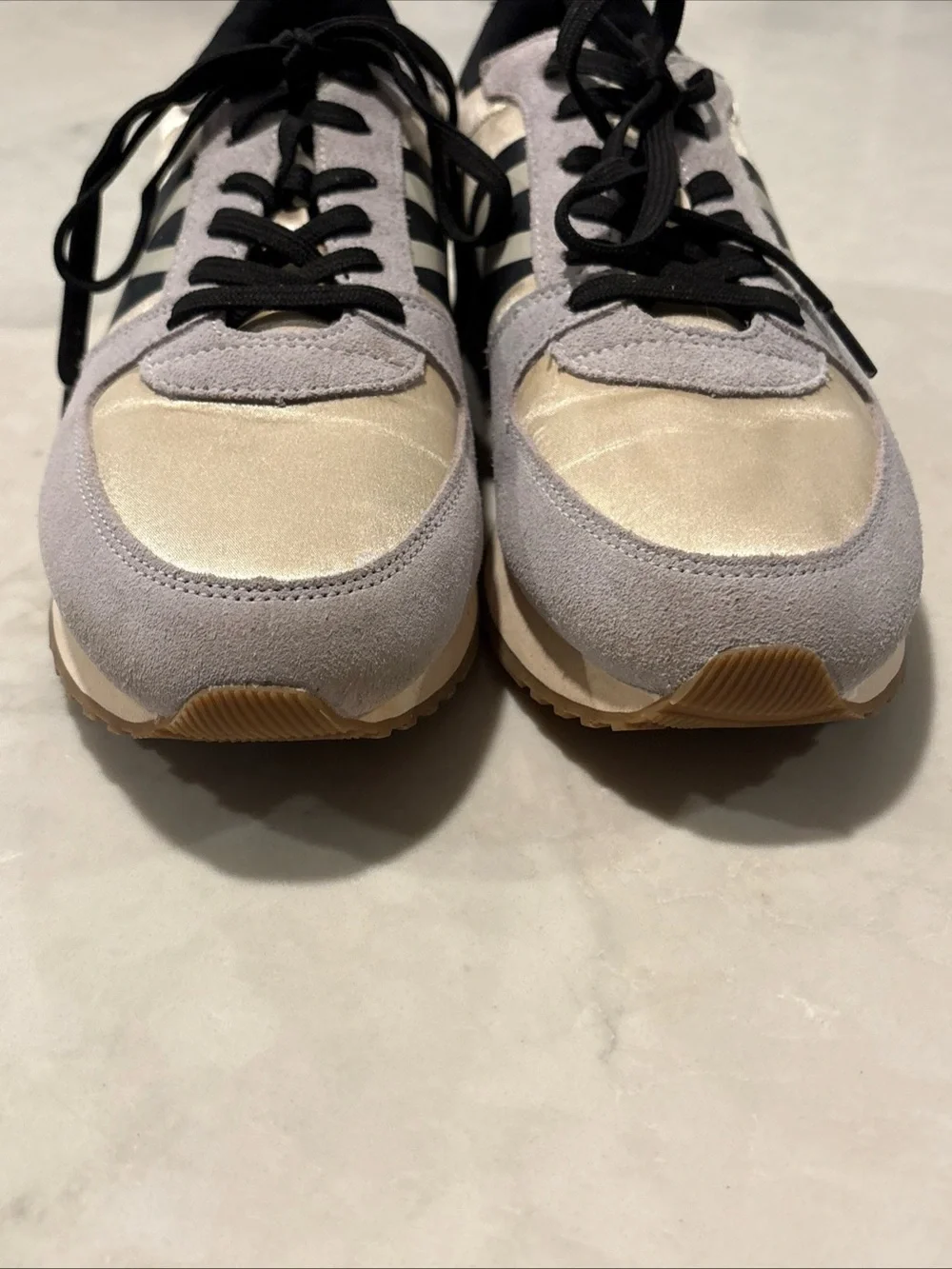 TRETORN Women's Size 9 US Loyola | Beige & Silver Suede Leather Sneakers Shoes